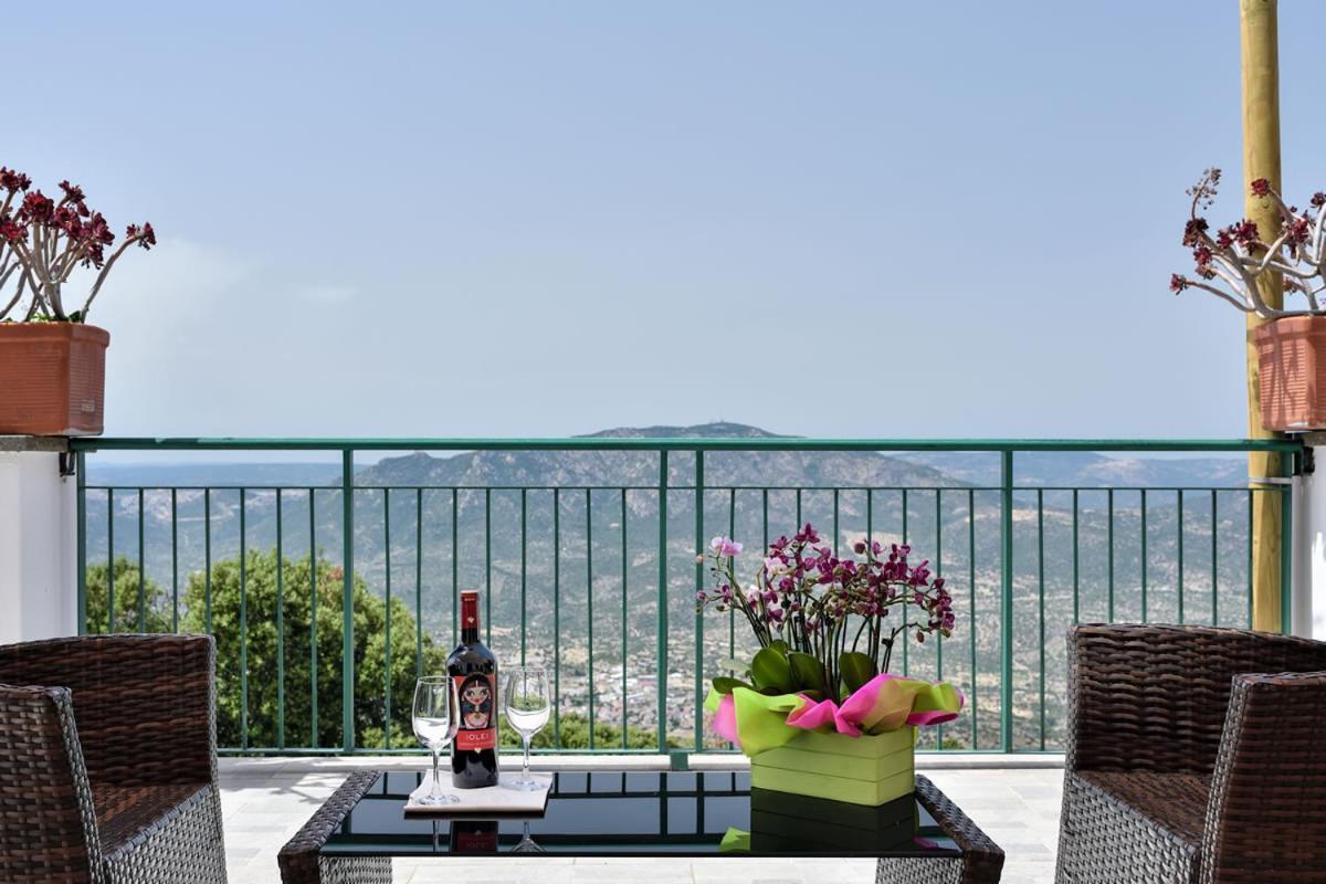 S'Enis Monte Maccione Hotel Oliena Ngoại thất bức ảnh