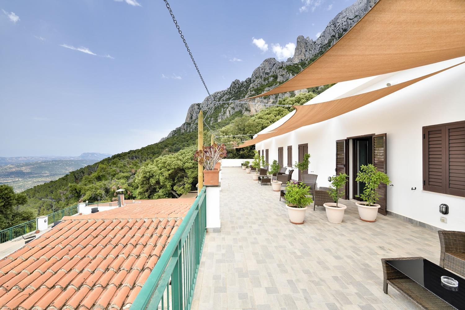 S'Enis Monte Maccione Hotel Oliena Ngoại thất bức ảnh
