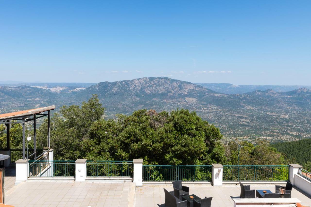 S'Enis Monte Maccione Hotel Oliena Ngoại thất bức ảnh
